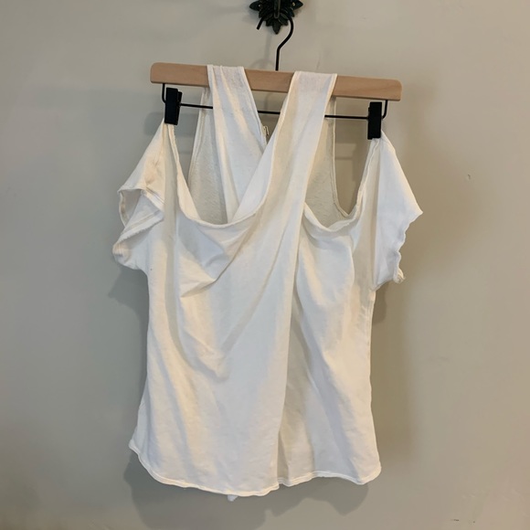 🤍Free People White Tee🤍 - Picture 4 of 5
